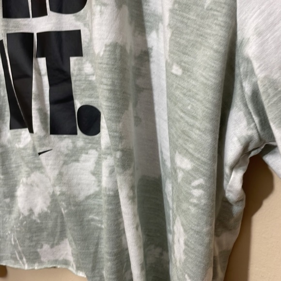 Nike Plus 3X MISFIT cut out tee top tie dye cropped - Picture 5 of 8